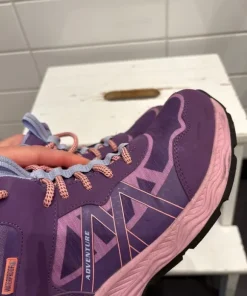 Skechers adventure storlek 36