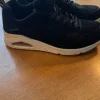 Sketchers Los Angeles