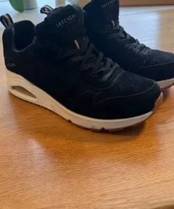 Sketchers Los Angeles
