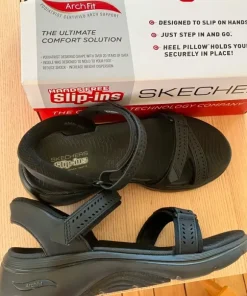 Skethers slip in sandal