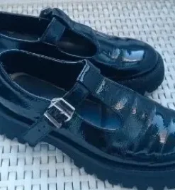 Skórzane buty damskie