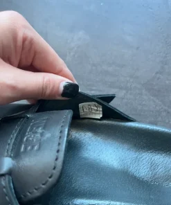 Skórzane klapki clog czarne mule unisex minimalistyczne