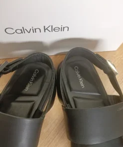 Skórzane sandały Calvin Klein - 43 - Skóra Naturalna - Oryginalne