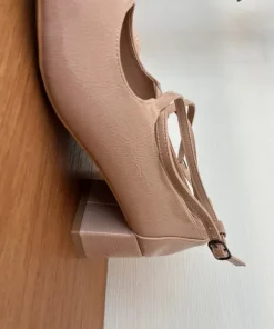 Smukke beige laksko