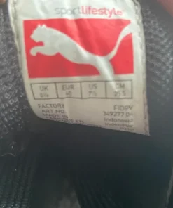 Sneakers