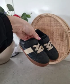 Sneakers HM storlek 25