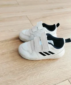 Sneakersy białe adidas rzepy dziecięce