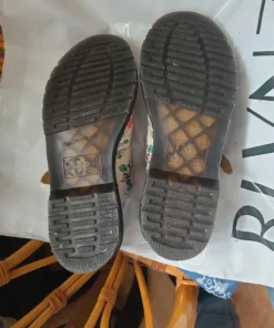 Sommarskor från DrMartens