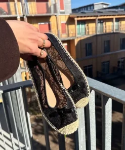Sorte ballerina med sløjfe