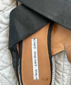 Sorte sandaler