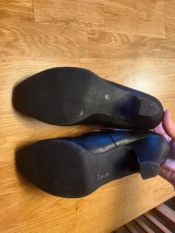 Svarta klackskor Bianco footwear Storlek 38