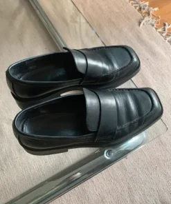 svarta loafers Vagabond 37