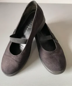 Svarta mocka ballerinaskor stl 38
