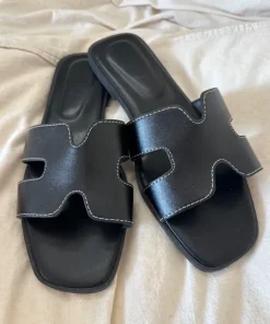 Svarta sandaler storlek 39