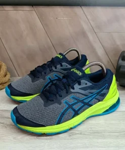 Szare czarne buty sportowe do biegania daily sneakersy Asics GT 1000