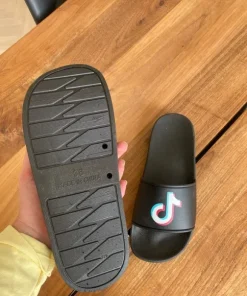TikTok slippers