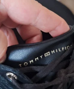 Tommy Hilfiger lædersneakers med guldkæde – Str. 40