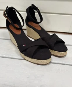Tommy Hilfiger sandaler str 38
