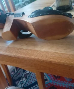 Träskor med klack 7-8 cm.ovandidan läder 150kr