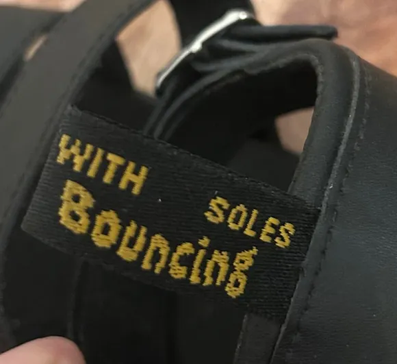 Tytuł: Sandały Dr. Martens Blaire Black damskie 41 platforma