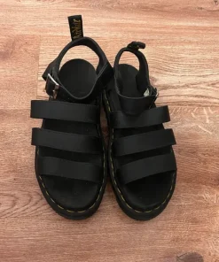 Tytuł: Sandały Dr. Martens Blaire Black damskie 41 platforma