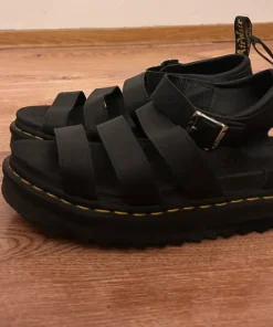 Tytuł: Sandały Dr. Martens Blaire Black damskie 41 platforma