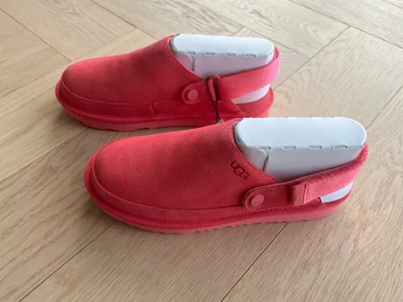 UGG clogs