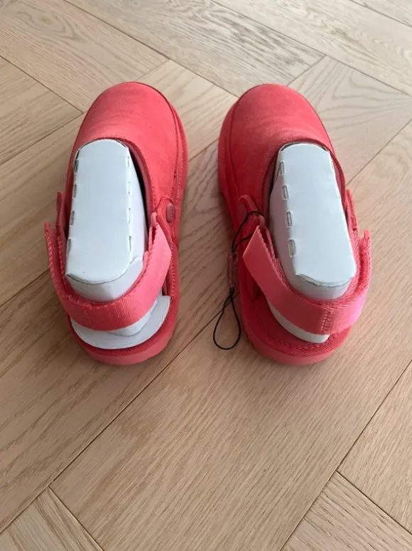 UGG clogs