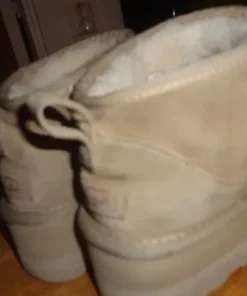UGG Mini Boots Beige