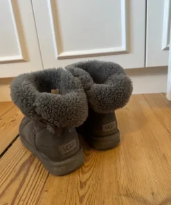 Ugg støvler grå