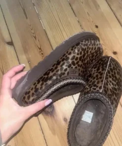 Ugg tasman
