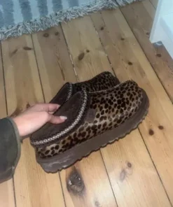 Ugg tasman