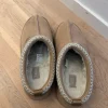 UGG Tazz Sand