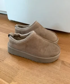 Uggs likande skor