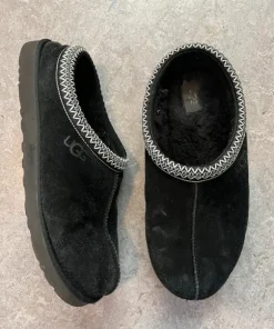 Uggs Tasman “Black”
