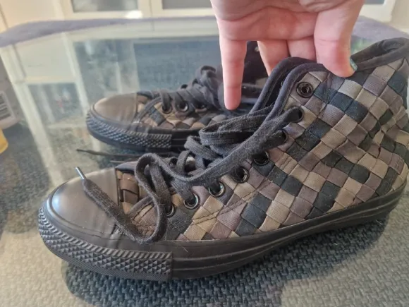 Unique woven converse high tops black and grey size 41.5