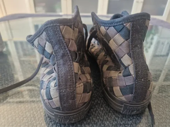 Unique woven converse high tops black and grey size 41.5