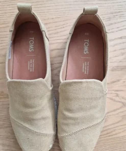 Uudet Toms canvas kengät