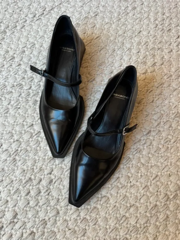 Vagabond Vivian pumps