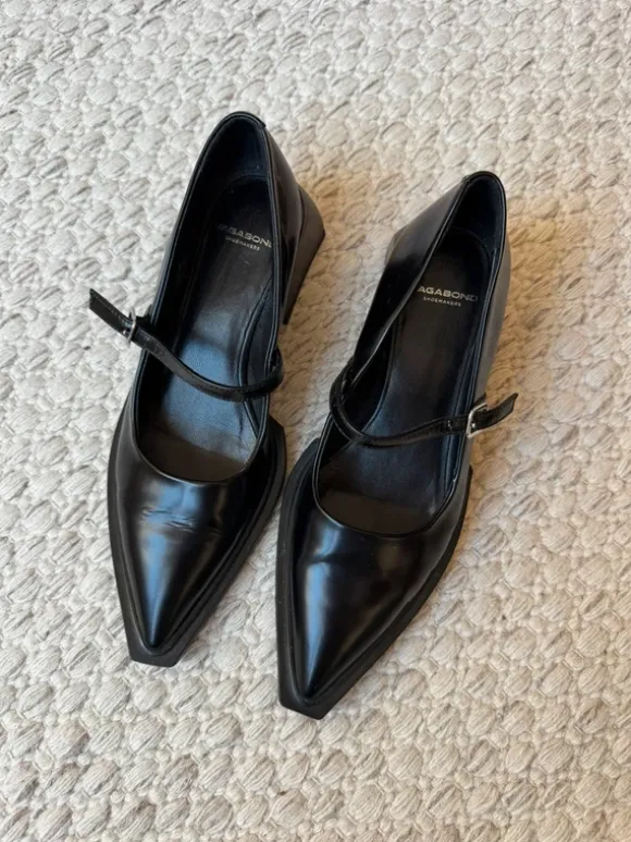 Vagabond Vivian pumps