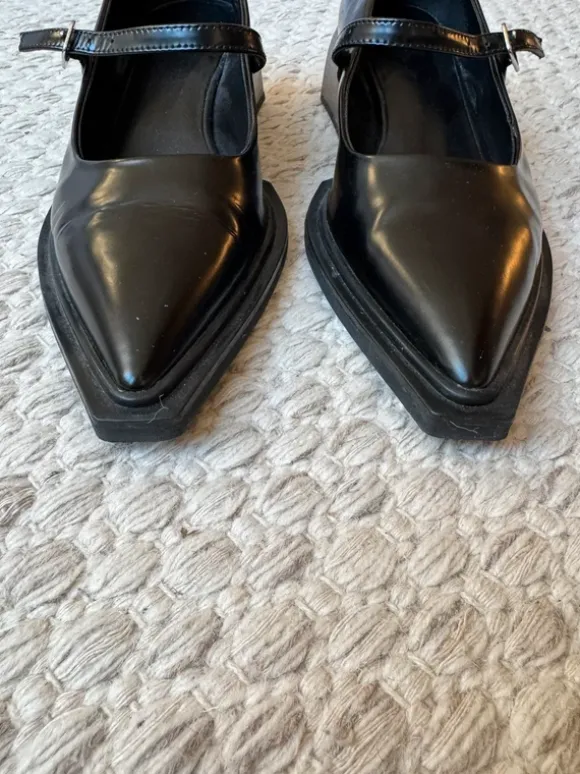Vagabond Vivian pumps