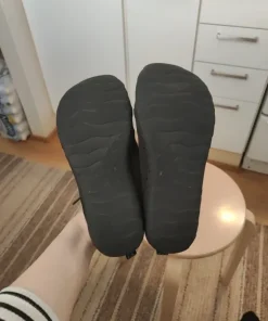 Vaistoa paljasjalkakengät