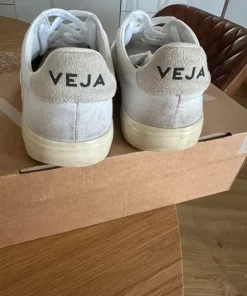 Veja kengät 38