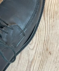 Vintage square front derby