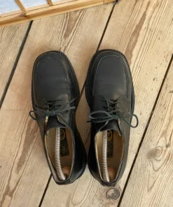 Vintage square front derby