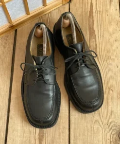 Vintage square front derby