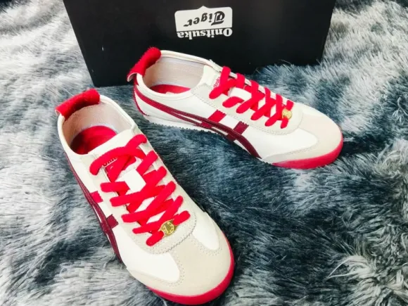 White & Red Onitsuka Tiger Casual Lace-Up Shoes - Size 39