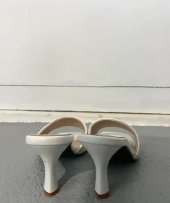 White heels high 3 in