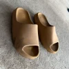 Yeesy slides