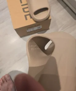 Yeezy Adidas